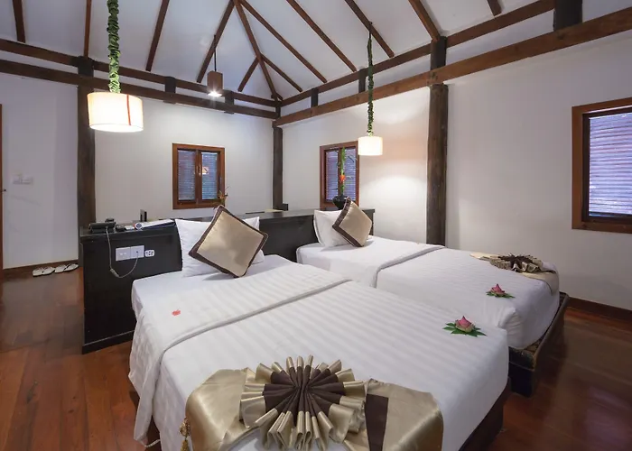 Bunwin Hotel 4*